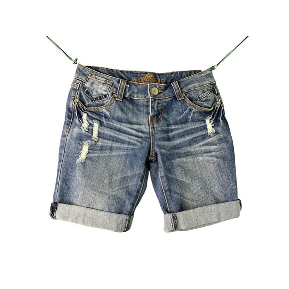 Almost Famous Womens Size 3 Long Bermuda Shorts Cuffed Flap Back Pockets Jean De - Picture 1 of 7